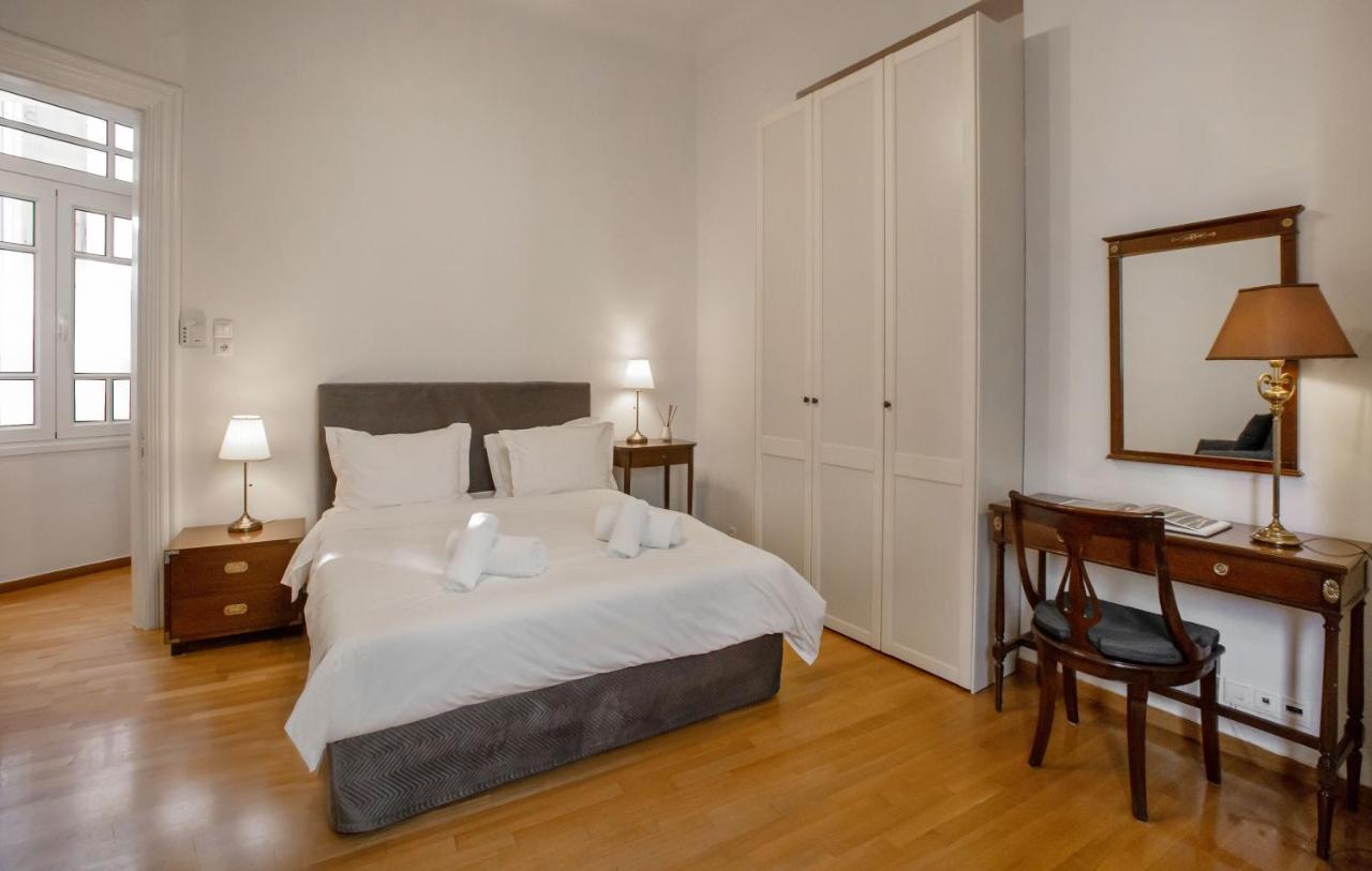 Neoclassical Apartment Close To Syntagma-Plaka By Ghh Atenas Exterior foto
